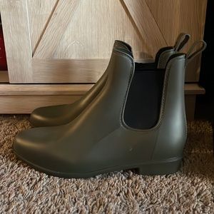 Ankle Rain Boots